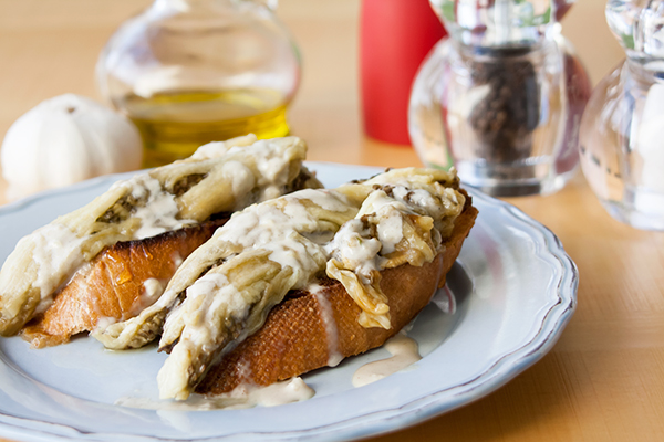 אורה קורן - ברוסקטה - עגבניות או חציל