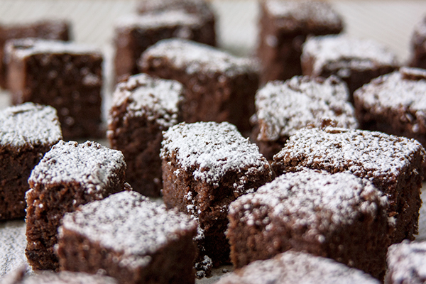 אורה קורן בראוניז - שוקולד עם שוקולד 4