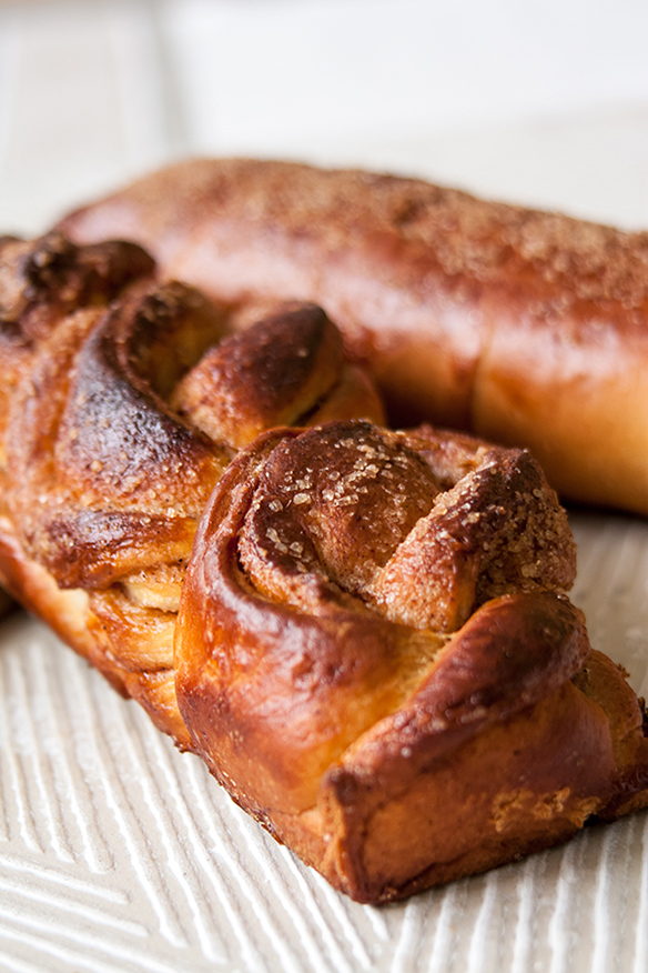 אורה-קורן-עוגת-שמרים-קלועה-6