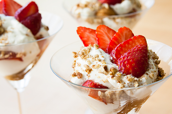 אורה קורן  תותים בהגשה אישית 4