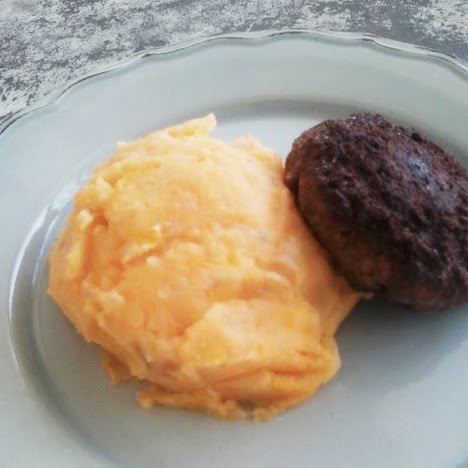 פירה ירקות שורש וקבב