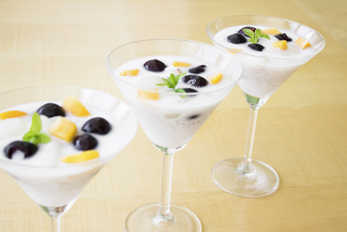 אורה קורן פניני טפיוקה בחלב קוקוס עם ליצ'י ומנגו 4