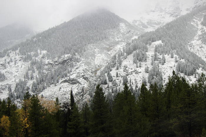 רכס הטיטון עם השלג הראשון של חורף 2016-17.